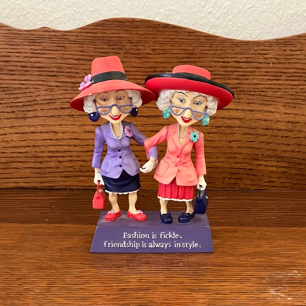 Westland Biddys Old Women Old Ladiee Friends Figurine